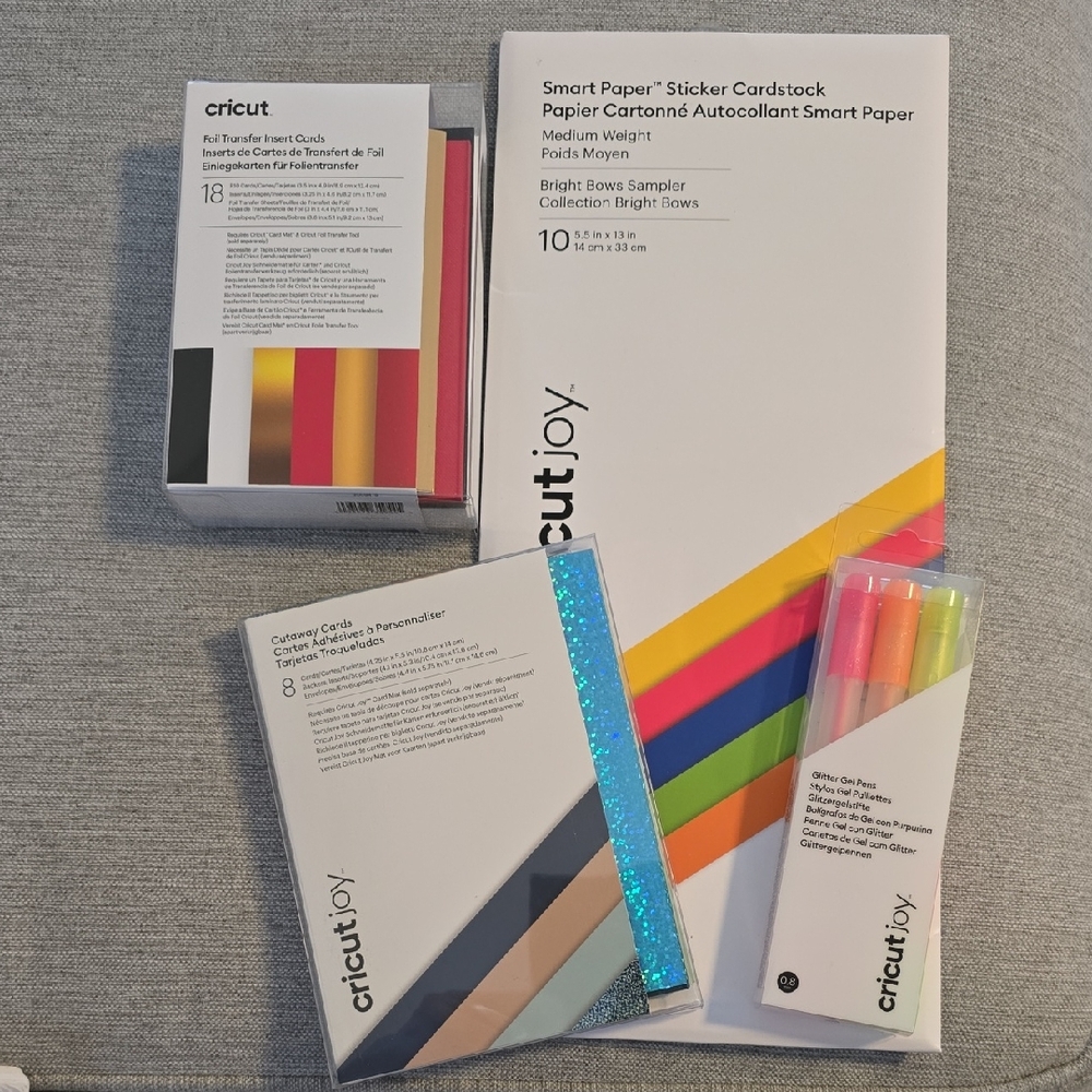 Cricut Joy Smart Paper and Pen Set - Bright Rainbow Collection